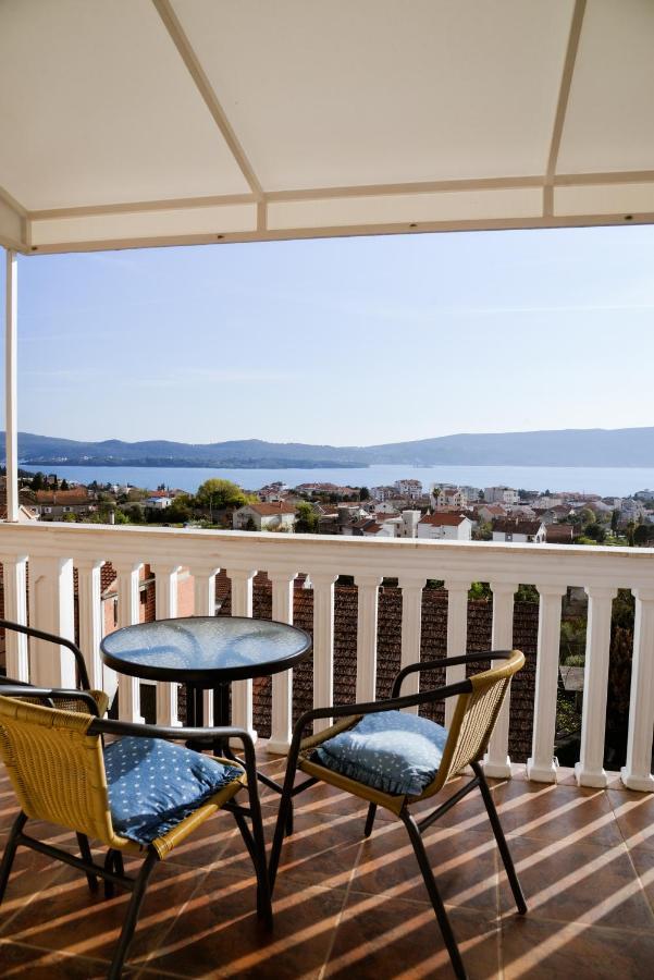 Iker Apartments 티바트 외부 사진