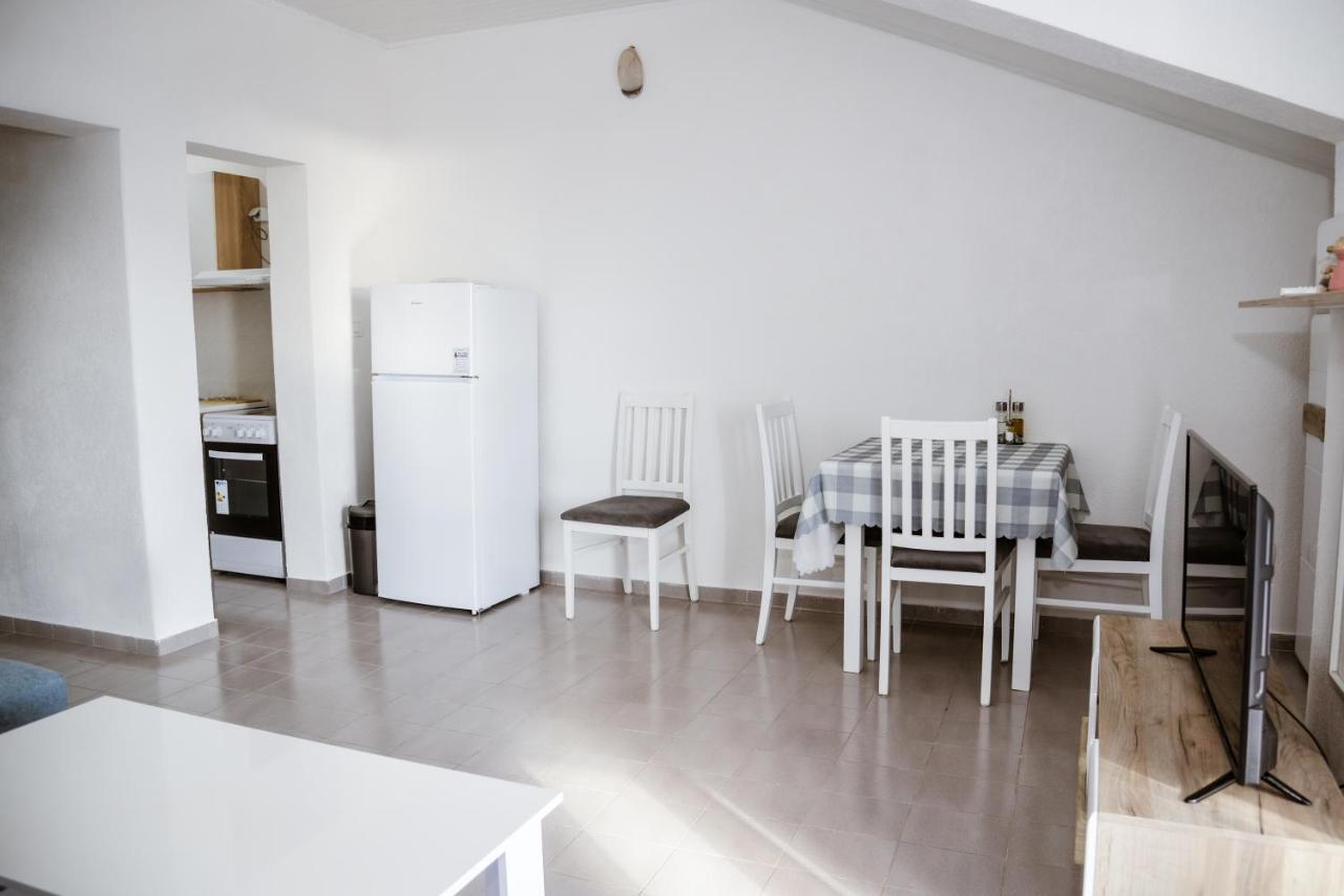 Iker Apartments 티바트 외부 사진