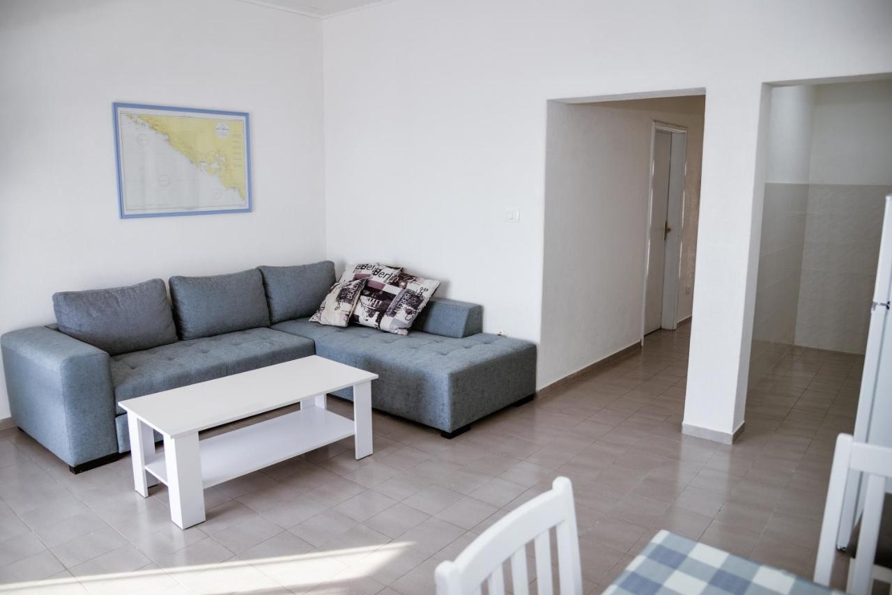 Iker Apartments 티바트 외부 사진